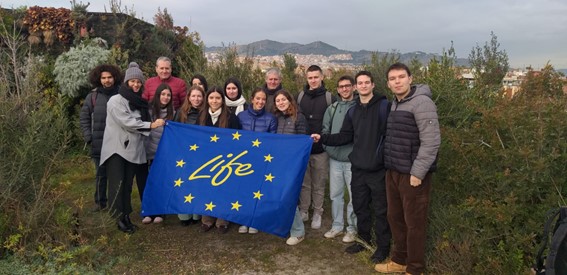 VISITA DE ESTUDIANTES DE ARQUITECTURA DE LA ETSAV (UPC) A CUBIERTAS VERDES
